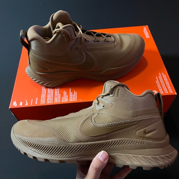 Nike React SFB Carbon - Picture 1 of 5